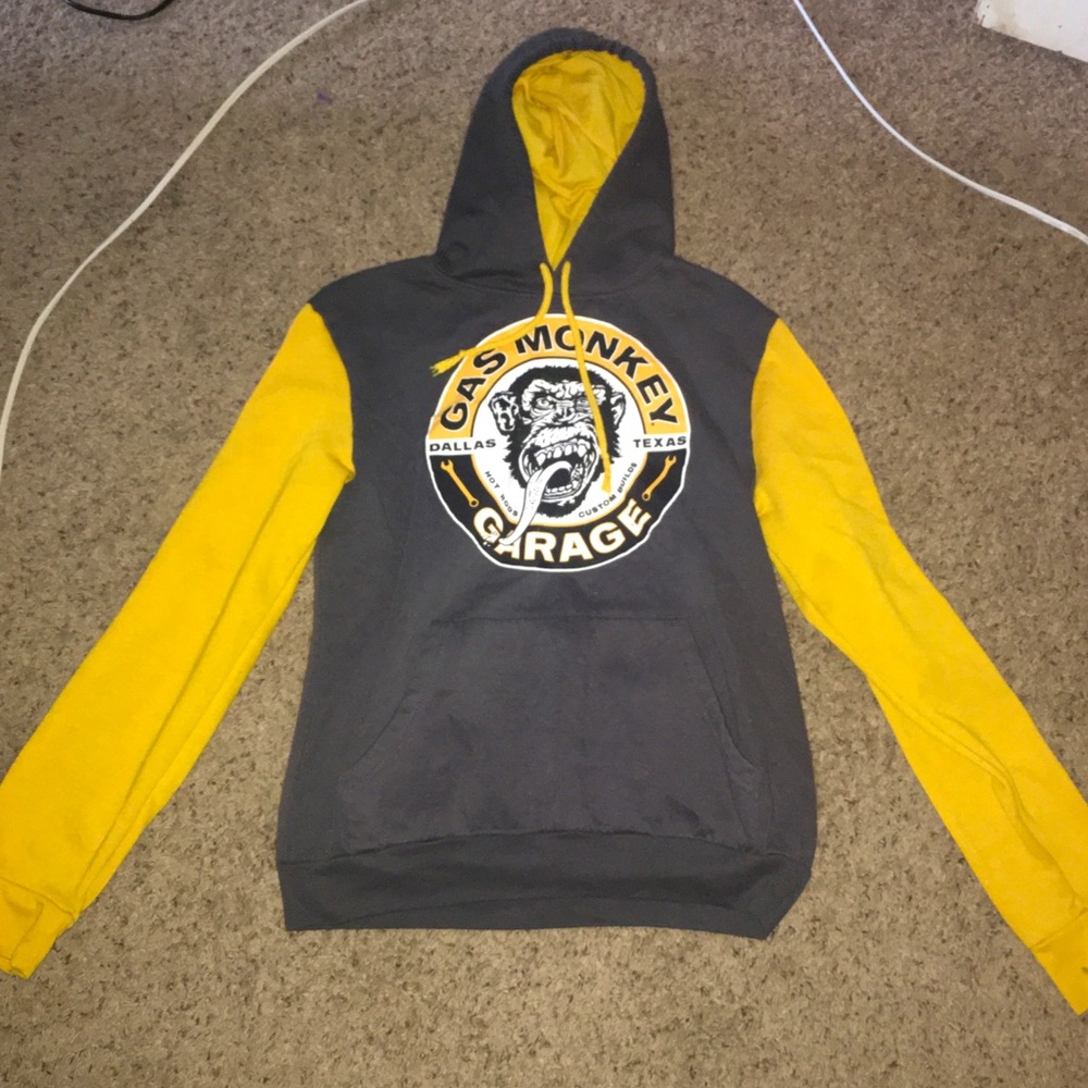 Sweatshirt